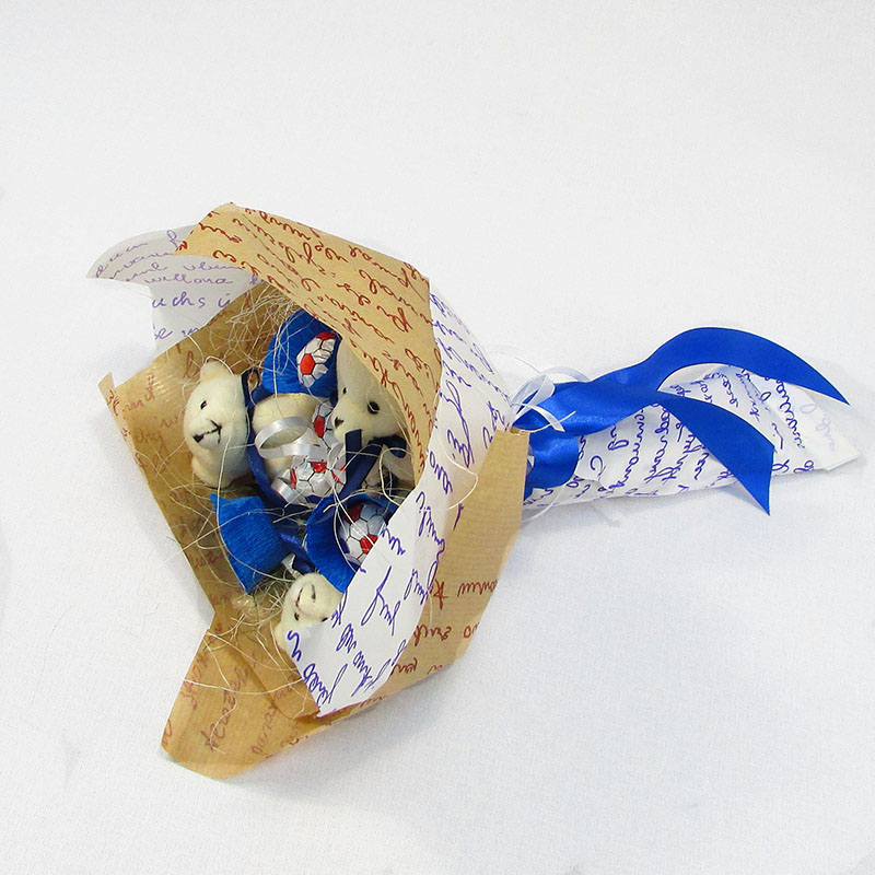 Букет из игрушек Мишки с чупа-чупс синий Крафт